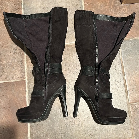 G by Guess Stiletto Black zip up boots 5” heel & strap design Sz 10 - Picture 2 of 9